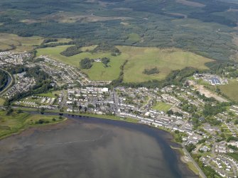 General oblique aerial view of Lochgilphead, taken from the SSW.