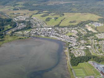 General oblique aerial view of Lochgilphead, taken from the S.