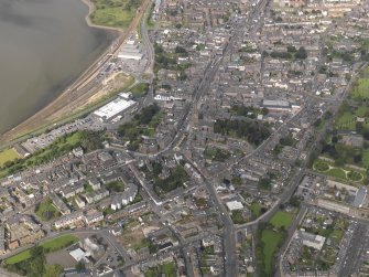 General oblique aerial view of  Montrose centred on the High Street, taken from the NE.