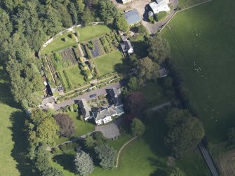 General oblique aerial view of the Pitscandly Estate, centred on Pitscandly House, taken from the W.