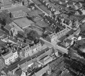 High Street and St Mary Street, Kirkcudbright.  Oblique aerial photograph taken facing east.
