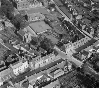 High Street and St Mary Street, Kirkcudbright.  Oblique aerial photograph taken facing north-east.