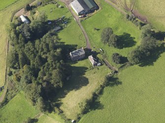 General oblique aerial view of Baldovie Farm, centred on Baldovie farmhouse taken from the E.