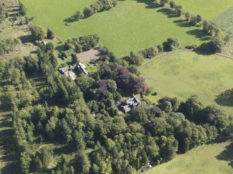 General oblique aerial view  of Ascreavie House estate, centred on Ascreavie House, taken from the WNW.