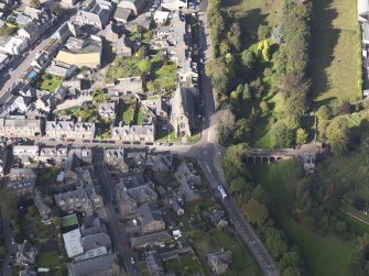 General oblique aerial view of Panmure Street area of Brechin, centred on West and St. Columba's Parish Church, taken from the SE.