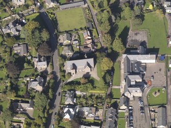 General oblique aerial view of St. Andrew Street, Brechin, centred the St. Andrew's Episcopal Church, taken from the S.