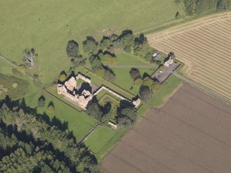General oblique aerial view of Edzell Castle estate, centred on Edzell Castle, taken from the SSW.