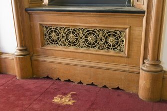 Harbour Chambers. Interior. 1st floor. Boardroom. Radiator cover in window space. Detail