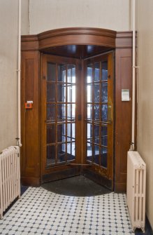 Harbour Chambers. Interior. Ground floor. East side revovling door entrance. Detail