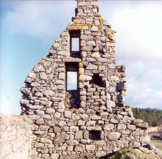 Avochie Castle: inside E gable (scan of earlier photograph)
