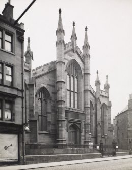Photograph of United Free Church.
Edinburgh Photographic Society Survey of Edinburgh and District, Ward XIV George Square