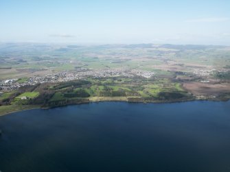 General oblique aerial view of Kinross, taken from the E.