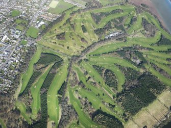 Oblique aerial view of the Bruce Golf Course, Kinross, taken from the SSE.