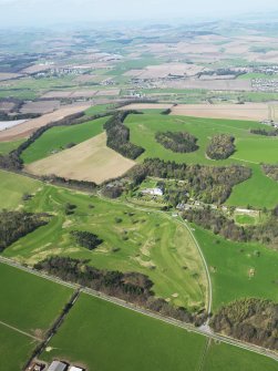 General oblique aerial view of Kingarrock Hickory Golf Course, taken from the SE.