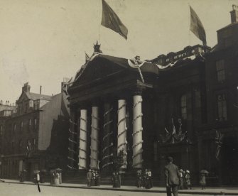 View of Royal Bank of Scotland, George Street, Edinburgh, formerly the Commercial Bank, decorated for the coronation
PHOTOGRAPH ALBUM NO.76: THE CORONATION ALBUM VOL.2
