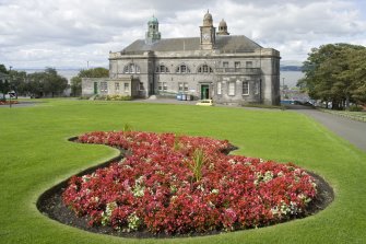 General view of Bo'ness Town Hall and Carnegie Library, taken from the South in Glebe Park, Bo'ness. This photograph was taken as part of the Bo'ness Urban Survey to illustrate the character of the School Brae Area of Townscape Character.