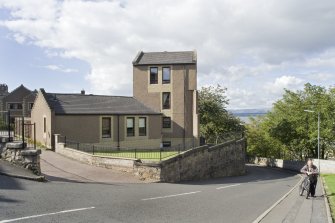 View looking North-West taken from the corner of Stewart Avenue and The Bog, Bo'ness. This photograph was taken as part of the Bo'ness Urban Survey to illustrate the character of the School Brae Area of Townscape Character.