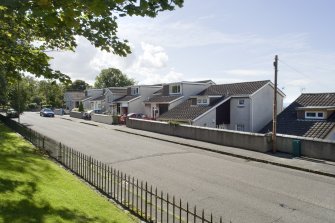 View showing the row of modern, detached houses situated at 15-31 Stewart Avenue, Bo'ness, taken from the North-East. This photograph was taken as part of the Bo'ness Urban Survey to illustrate the character of the School Brae Area of Townscape Character.