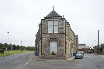 View of Custom House, 14-20 Union Street and 3-13 Register Street, Bo'ness, taken from the West. This photograph was taken as part of the Bo'ness Urban Survey to illustrate the character of the Town Centre Area of Townscape Character.