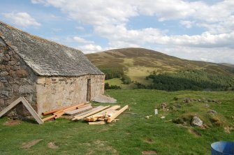 Wester Gaulrig: building 6 with building 4 to right, looking SE