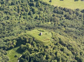General oblique aerial view of Dun Na Cuaiche Tower, taken from the NNW.