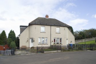 View of 19 and 20 Deanfield Terrace, Bo'ness, taken from the West. This photograph was taken as part of the Bo'ness Urban Survey to illustrate the character of Deanfield Area of Townscape Character.