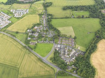 General oblique aerial view of Muirhouses area of Bo'ness, taken from the S.