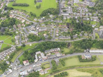 General oblique aerial view of Corbiehall area of Bo'Ness, taken from the NNW.