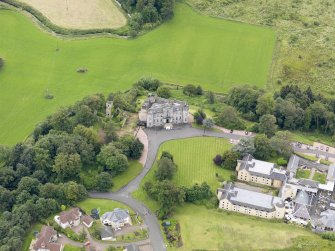Oblique aerial view of Airth Castle and Old Parish Church, taken from the NNW.