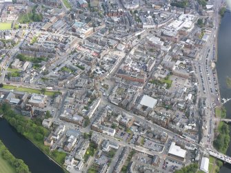 Oblique aerial view of Dumfries, centred on Greyfriars Church, taken from the NW.