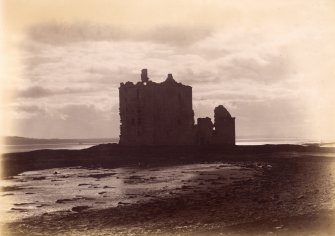 View of Rosyth Castle
Titled: 'Same' (refers to previous page PA 7/8v).