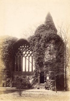 View of ruins showing window 
Titled: 'Dunfermline Abbey.'
