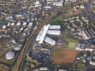 Oblique aerial view of the new Dunfermline High School, taken from the SE.