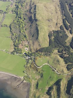 General oblique aerial view of cairns at Kintraw, taken from the SW.