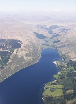 General oblique aerial view of Cairndow and Loch Fyne, taken from the SW.