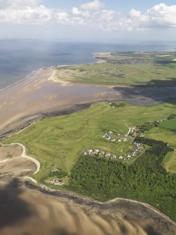 General oblique aerial view of Aberlady Golf Courses centred on Kilspindie Golf Course, taken from the S.