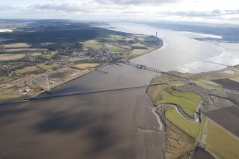 General oblique aerial view of Kincardine on Forth Bridge and Clackmannanshire Bridge, taken from the WNW.