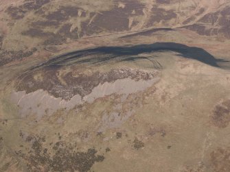 Oblique aerial view of Ben Effrey fort, looking NE.