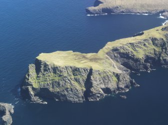 General oblique aerial view of St Kilda, centred on An Campar, taken from the W.