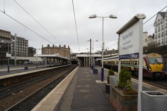View from end of platforms 2/3 looking NE.