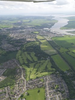 General oblique aerial view of Braehead Golf Course, taken from the NNW.