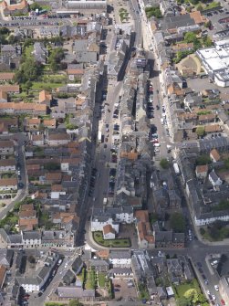 Oblique aerial view of Haddington centred on the George Hotel, taken from the E.