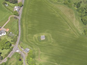 Oblique aerial view of Spott House Dovecot, taken from the SW.