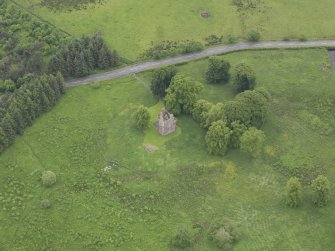 Oblique aerial view of Greenknowe Tower, taken from the NNE.
