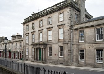 General view from south west, centred on 10 Low Street.