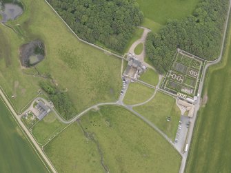 Oblique aerial view centred on Castle of Mey, looking SSE.