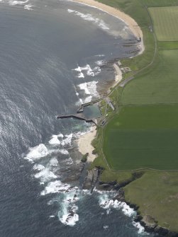 Oblique aerial view of Fresgow, looking S.