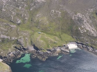 Oblique aerial view centred on Camas a' Ghlais lean, looking E.