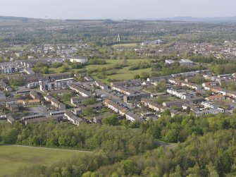 General oblique aerial view of Caskieberran, Glenrothes, looking NNE.