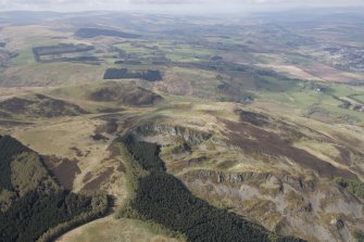 General oblique aerial view of Green Hill and Craig Rossie with Ben Effrey beyond, looking SSW.